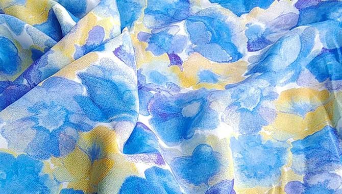 Silk crepe de chine fabric texture and properties